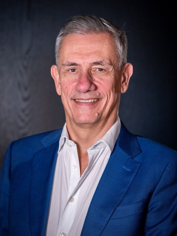 Dr Paul Licina